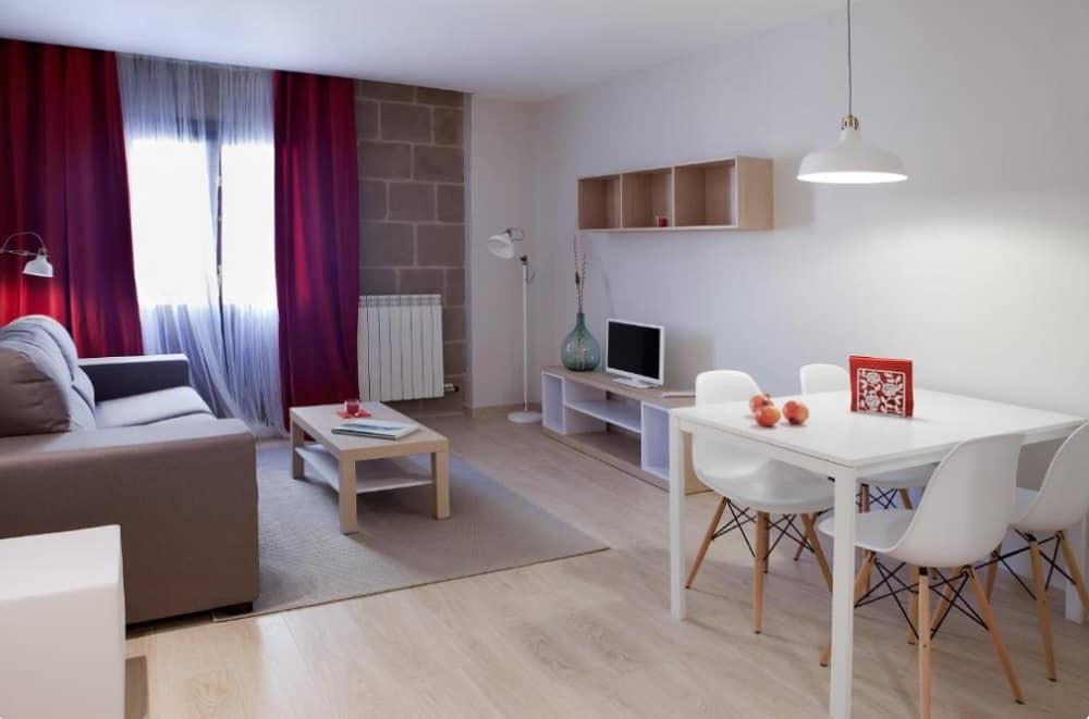 Apartamentos turísticos Beethoven Haro a 150 metros del centro desde 77€ Apartamentos turísticos Beethoven Haro a 150 metros del centro desde 77€