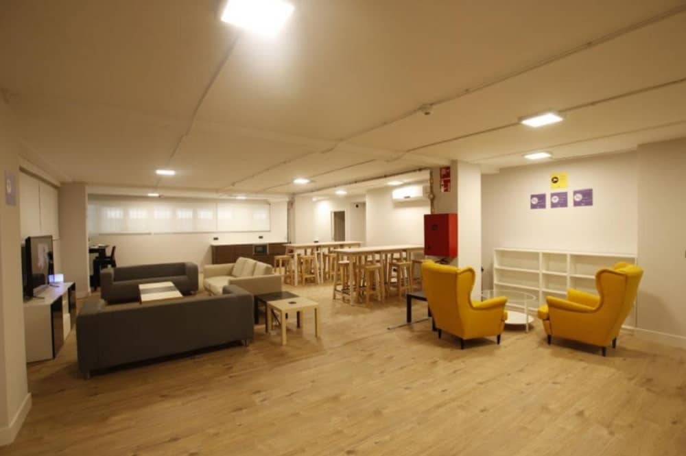 Bilbao Metropolitan Hostel By Bossh Hotels desde 14€ noche