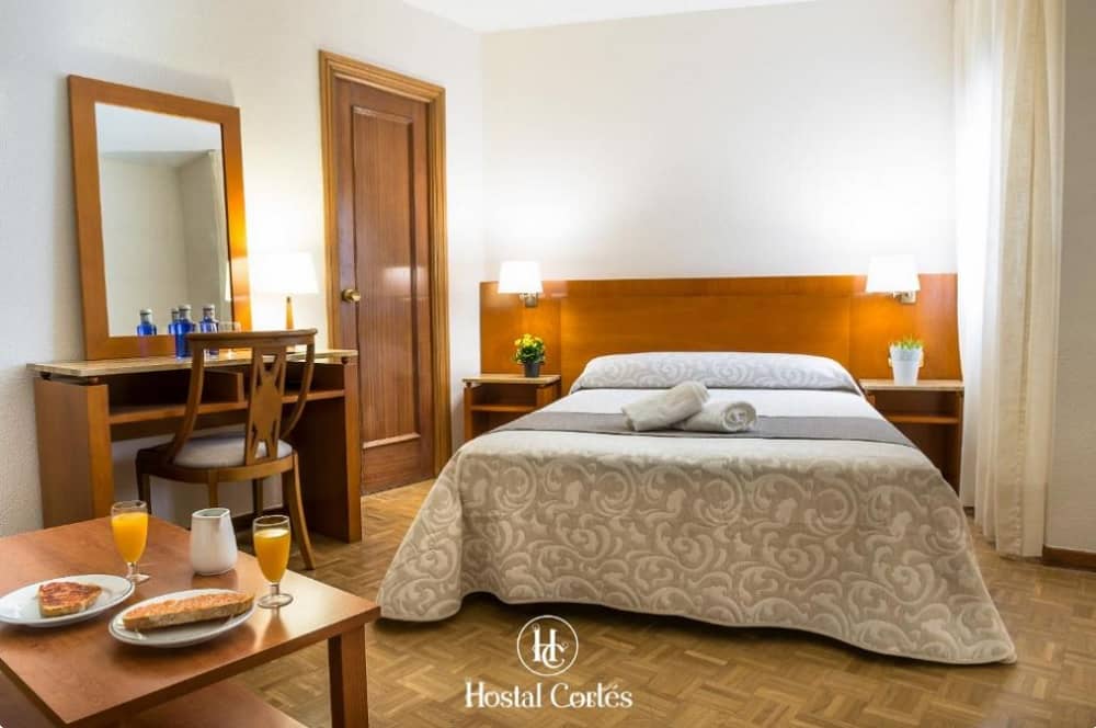 Habitaciones parejas Hostal Cortes Cuenca capital España Habitaciones parejas Hostal Cortes Cuenca capital España