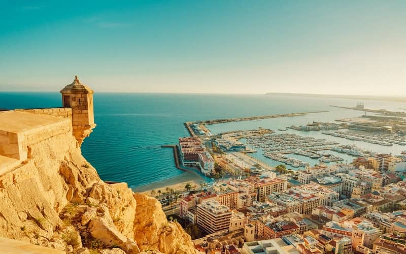 Hostales baratos en Alicante capital desde 13€