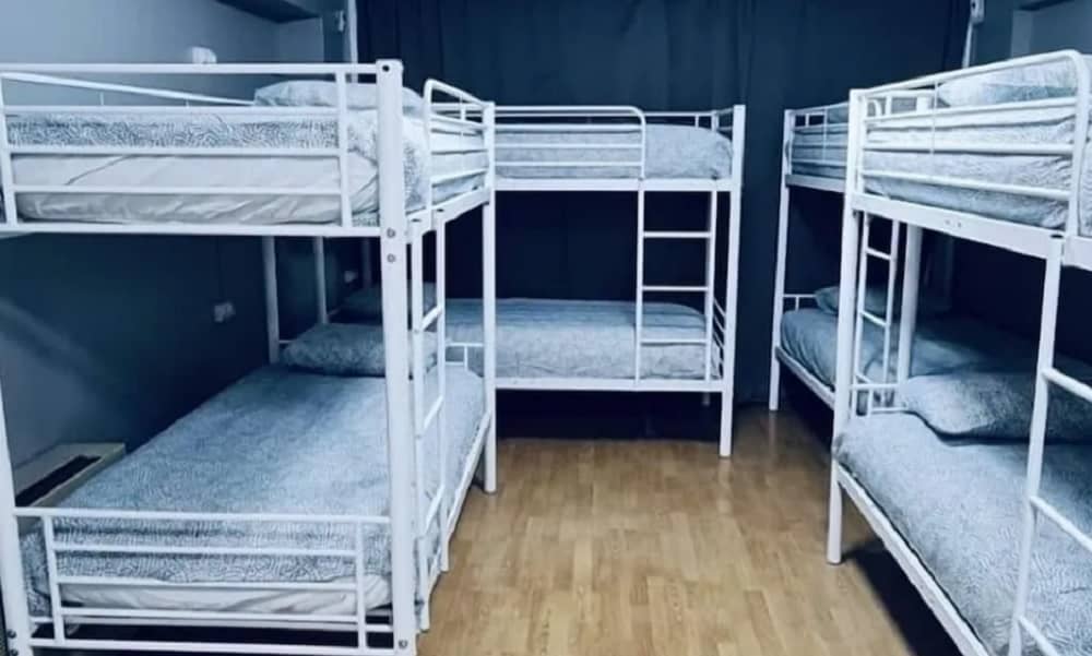 Hostel 165 Madrid barrio del Retiro desde 11 euros Hostel 165 Madrid barrio del Retiro desde 11 euros