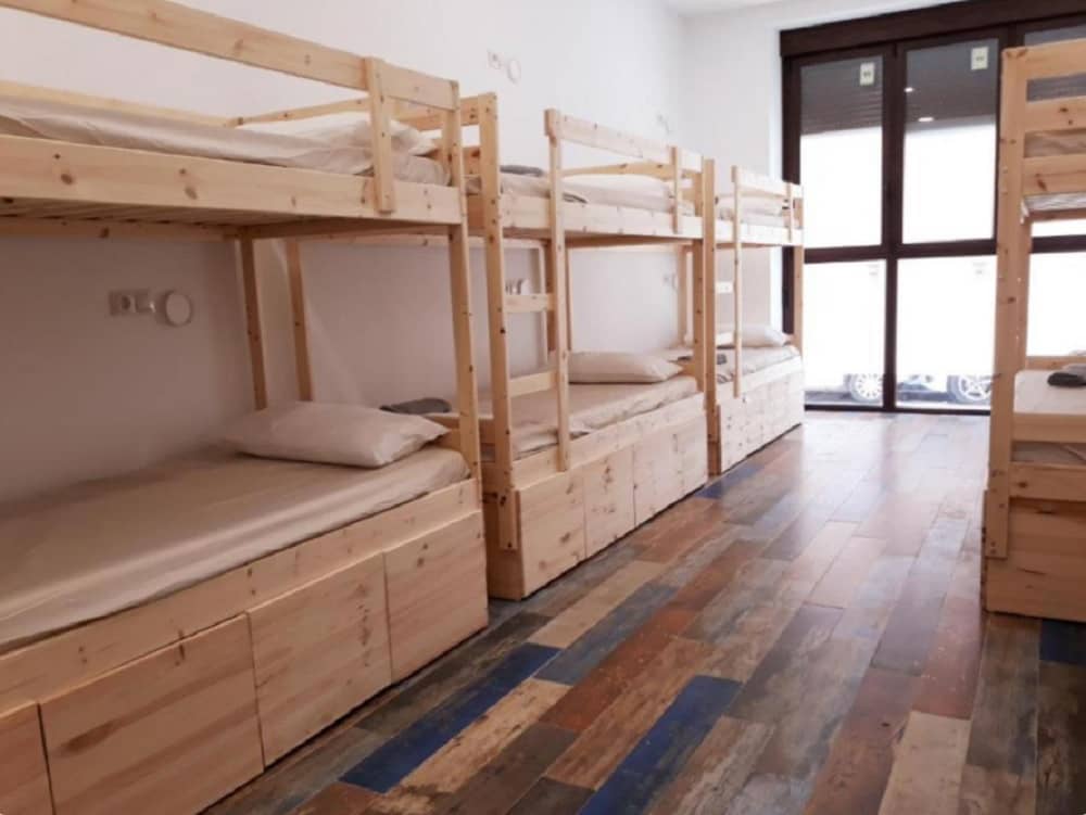Hub Hostel Sevilla desde 12€ noche precios actualizados