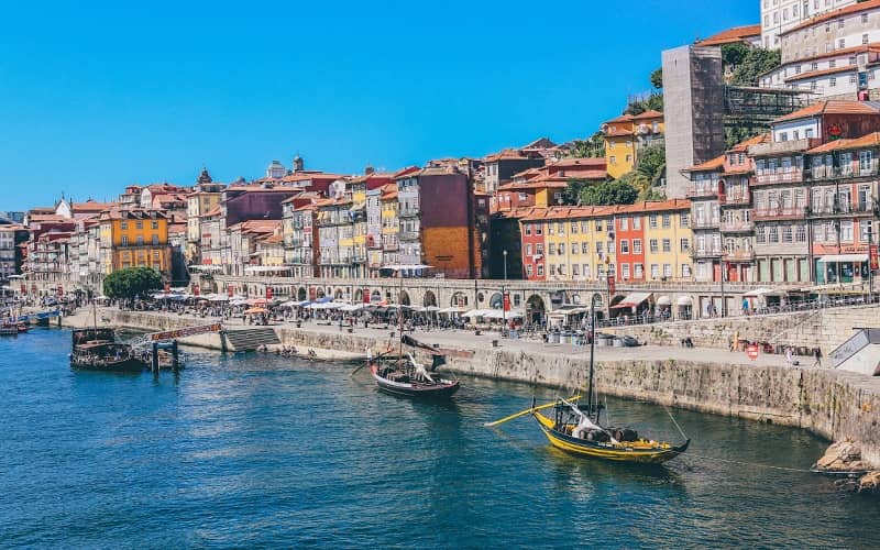 Oporto Semana Santa vuelos y hotel paquetes baratos