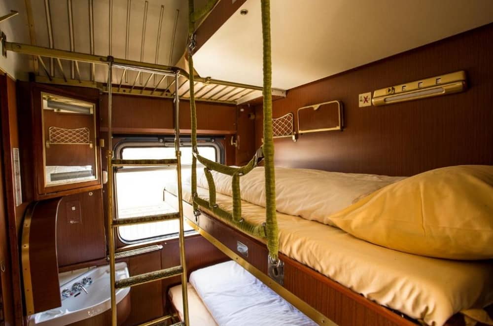 Train Lodge Ámsterdam Hostel desde 19€ Train Lodge Ámsterdam Hostel desde 19€