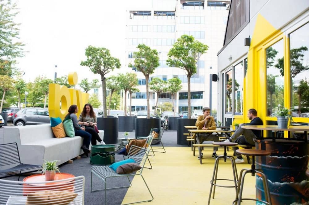 Vía Ámsterdam Hostel desde 19 euros Vía Ámsterdam Hostel desde 19 euros